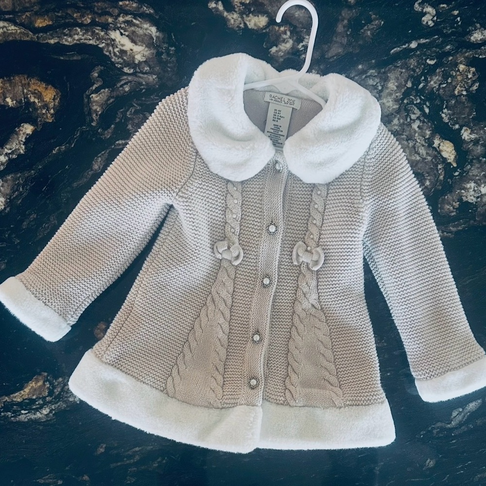Chic Knit Cardigan with Faux Fur Collar